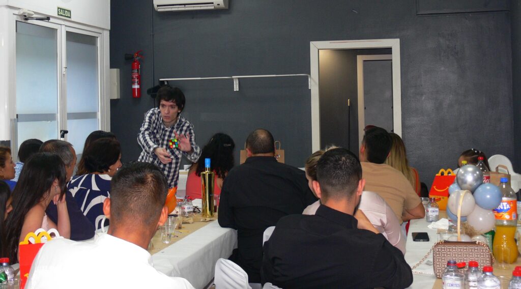 RU HACIENDO MAGIA EN VALENCIA